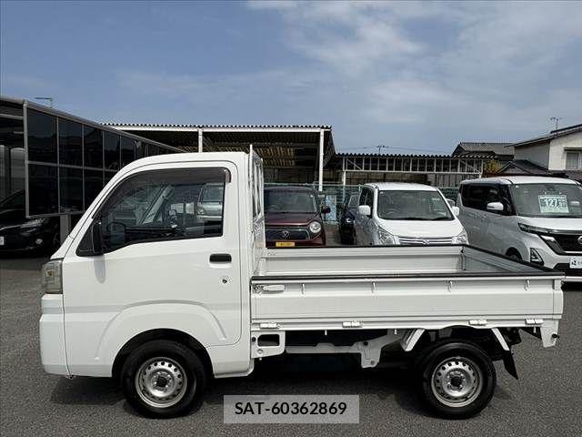 Daihatsu HIJET TRUCK 2015-06 8829366-11