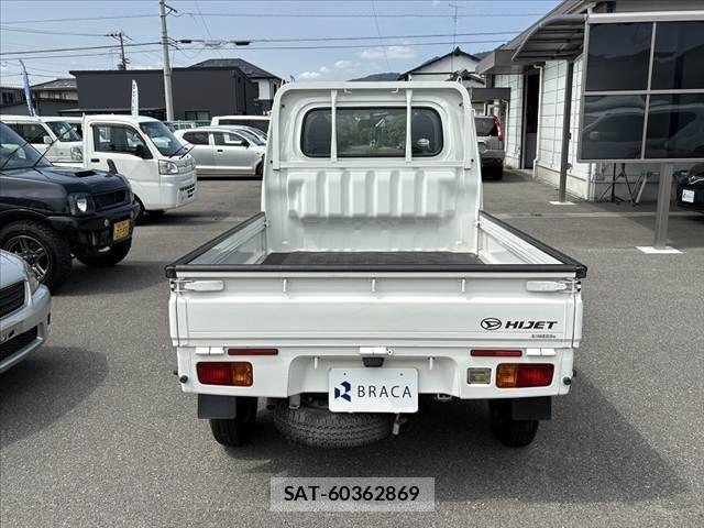 Daihatsu HIJET TRUCK 2015-06 8829366-13