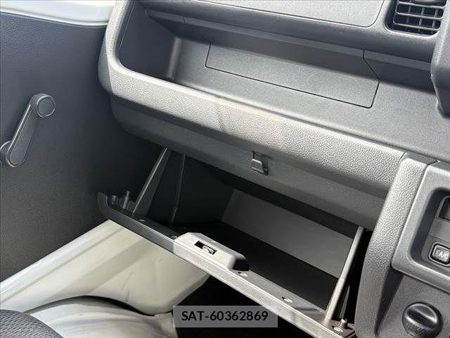 Daihatsu HIJET TRUCK 2015-06 8829366-25