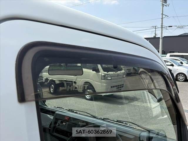 Daihatsu HIJET TRUCK 2015-06 8829366-26