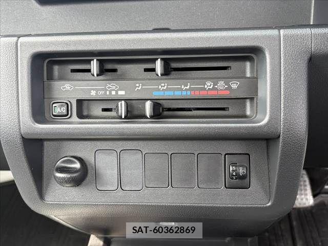 Daihatsu HIJET TRUCK 2015-06 8829366-3