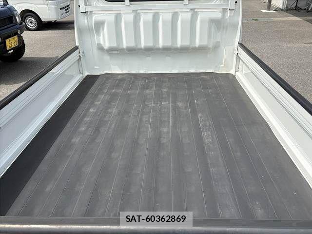 Daihatsu HIJET TRUCK 2015-06 8829366-6