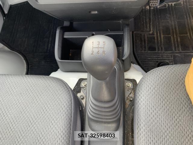 Daihatsu HIJET TRUCK 2014-11 8849272-11