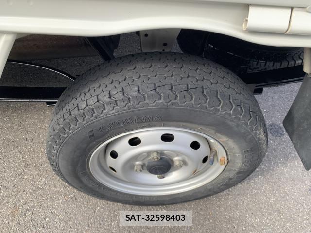 Daihatsu HIJET TRUCK 2014-11 8849272-18