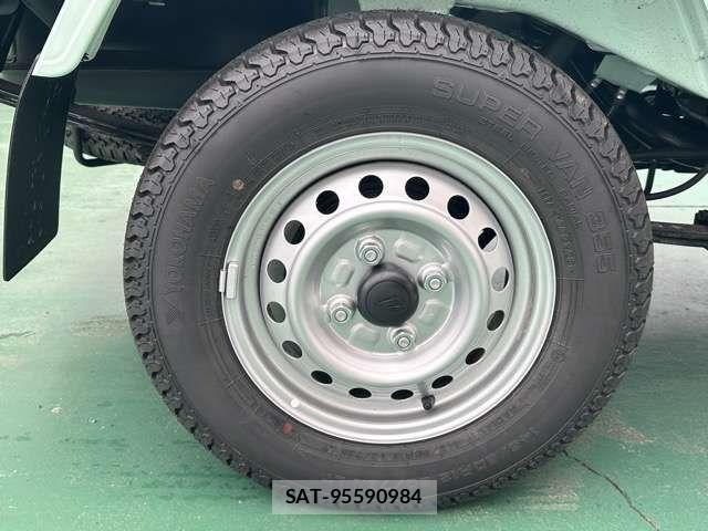 Daihatsu HIJET TRUCK 2025-10 8880041-11