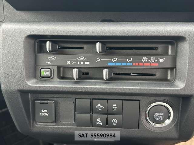 Daihatsu HIJET TRUCK 2025-10 8880041-17