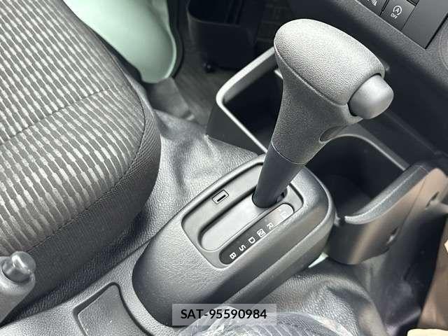 Daihatsu HIJET TRUCK 2025-10 8880041-18