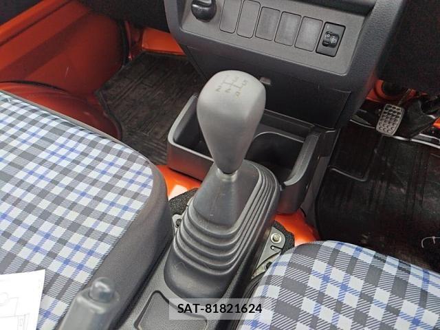 Daihatsu HIJET TRUCK 2015-01 8880043-19