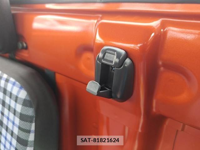 Daihatsu HIJET TRUCK 2015-01 8880043-23