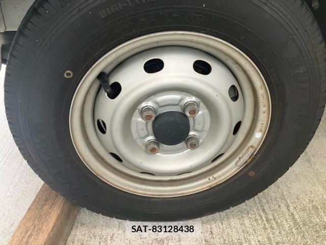 Daihatsu HIJET TRUCK 2004-12 8883701-9