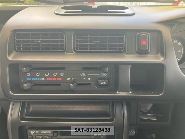 Daihatsu HIJET TRUCK 2004-12 8883701-12