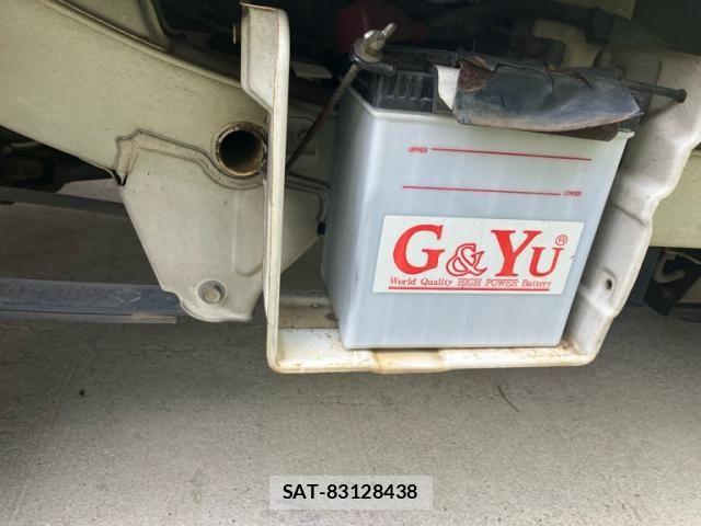 Daihatsu HIJET TRUCK 2004-12 8883701-18