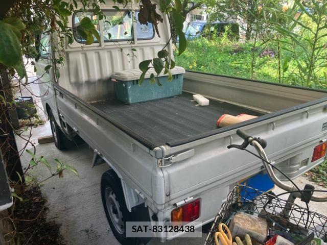 Daihatsu HIJET TRUCK 2004-12 8883701-4