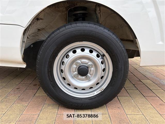 Daihatsu HIJET TRUCK 2021-04 8158555-15
