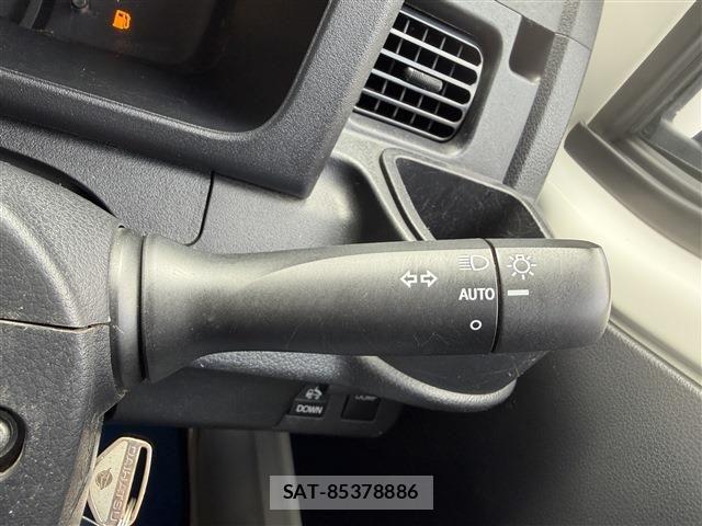 Daihatsu HIJET TRUCK 2021-04 8158555-27