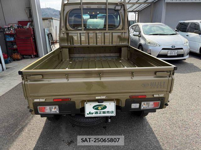 Daihatsu HIJET TRUCK 2025-01 689439-18