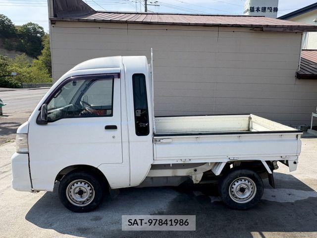 Daihatsu HIJET TRUCK 2006-01 1015828-4