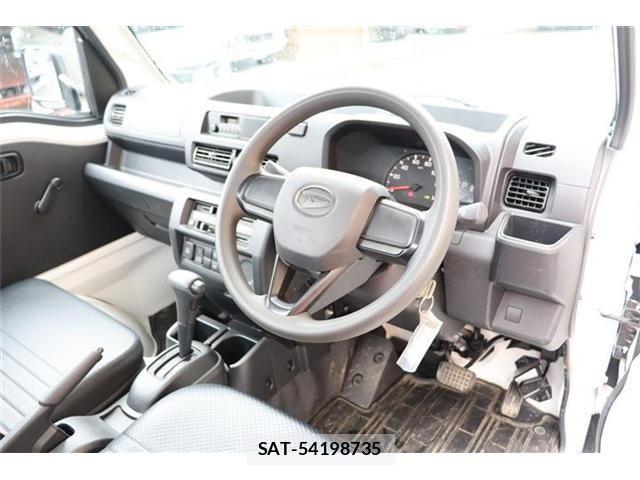 Daihatsu HIJET TRUCK 2023-08 1040555-9