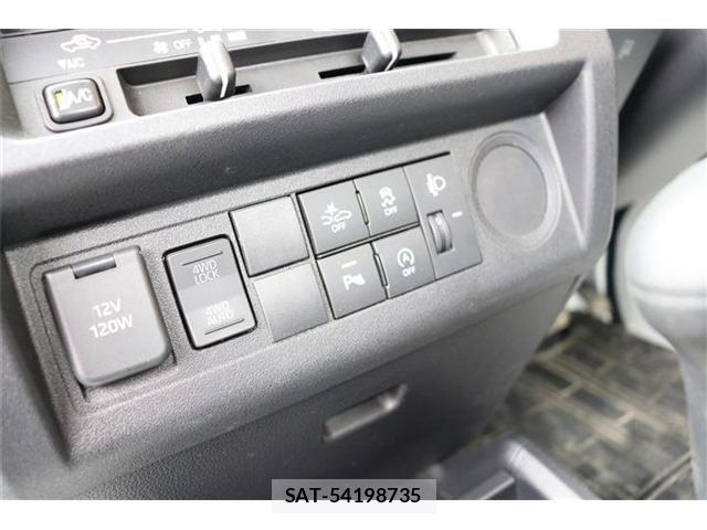 Daihatsu HIJET TRUCK 2023-08 1040555-11