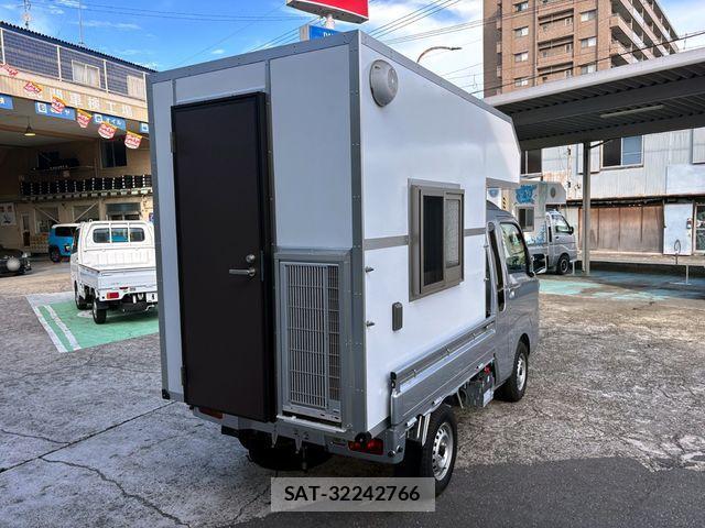 Daihatsu HIJET TRUCK 2021-03 1281712-6