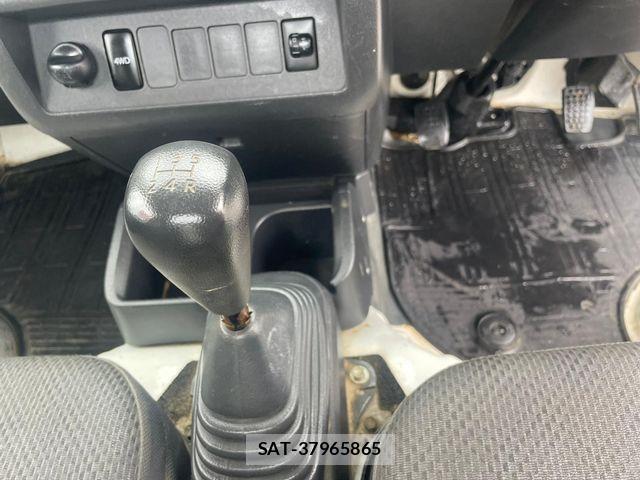 Daihatsu HIJET TRUCK 2015-11 1281708-11