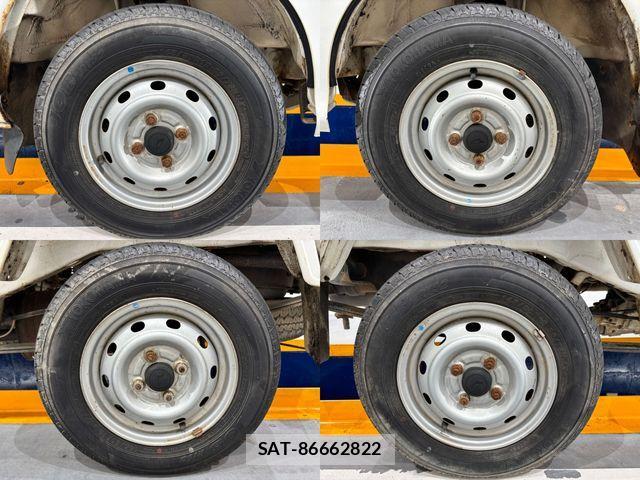 Daihatsu HIJET TRUCK 2003-04 1825197-23