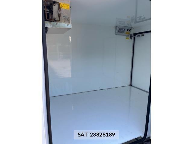 Daihatsu HIJET TRUCK 2016-04 2009617-9
