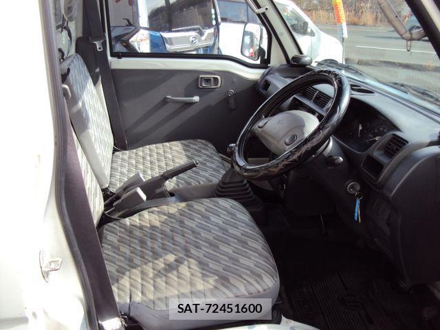 Daihatsu HIJET TRUCK 2004-06 2318239-6