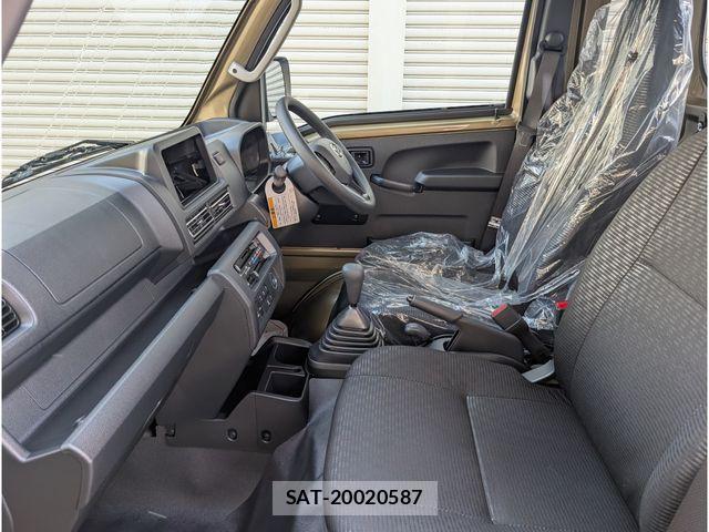 Daihatsu HIJET TRUCK 2025-11 2961643-11