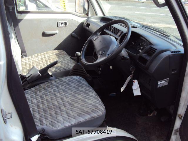 Daihatsu HIJET TRUCK 2003-11 3065664-3