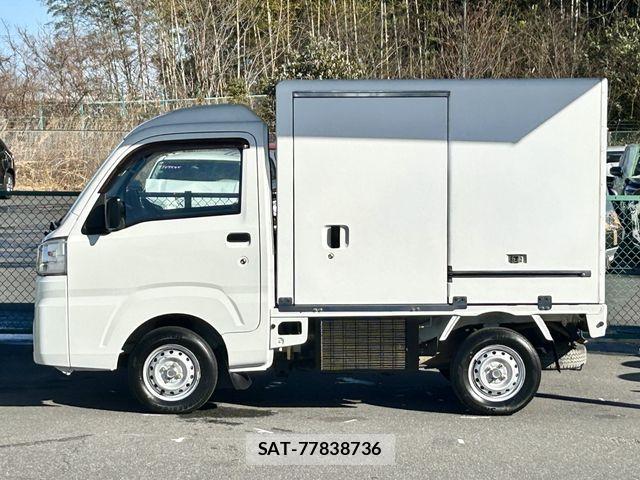 Daihatsu HIJET TRUCK 2016-11 3375196-7