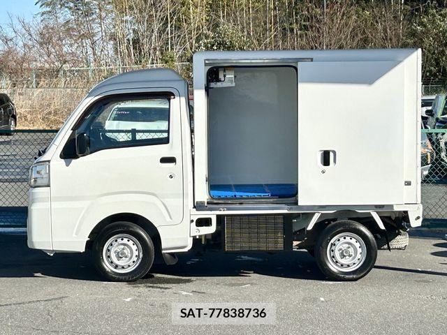 Daihatsu HIJET TRUCK 2016-11 3375196-8