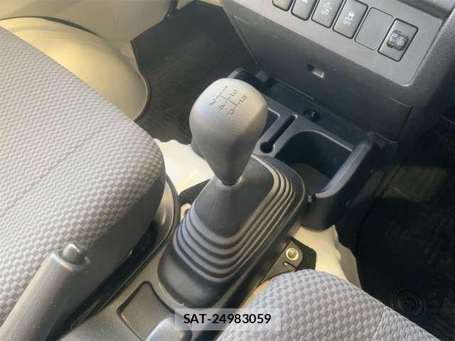Daihatsu HIJET TRUCK 2018-11 3414307-19