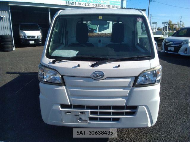 Daihatsu HIJET TRUCK 2017-06 3714454-1