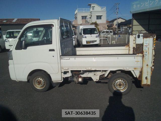 Daihatsu HIJET TRUCK 2017-06 3714454-4