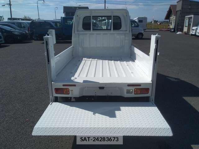 Daihatsu HIJET TRUCK 2018-03 3714451-9