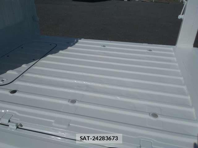 Daihatsu HIJET TRUCK 2018-03 3714451-15