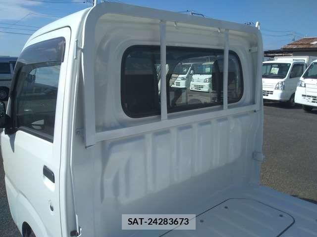 Daihatsu HIJET TRUCK 2018-03 3714451-16