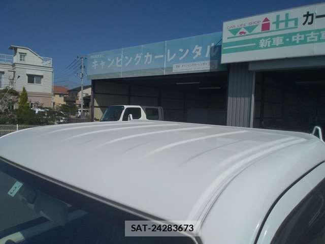 Daihatsu HIJET TRUCK 2018-03 3714451-17