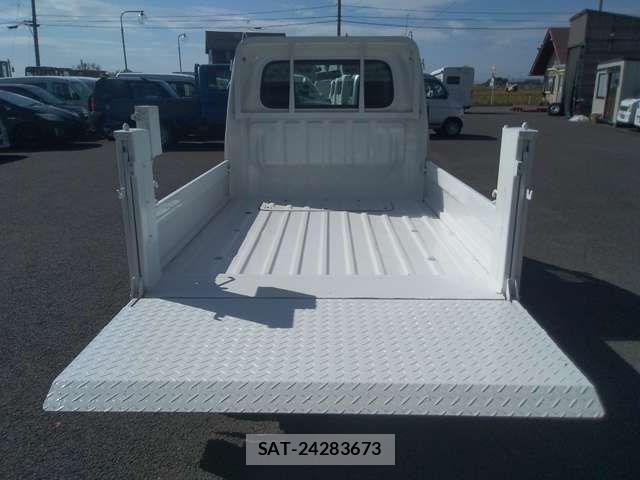 Daihatsu HIJET TRUCK 2018-03 3714451-8