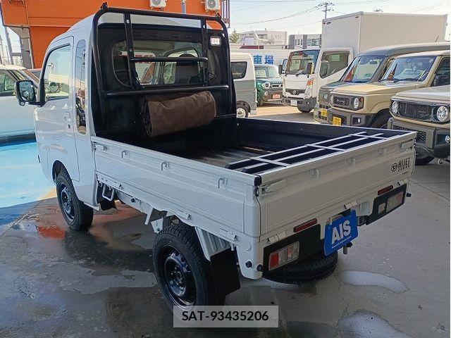 Daihatsu HIJET TRUCK 2022-06 3769582-1