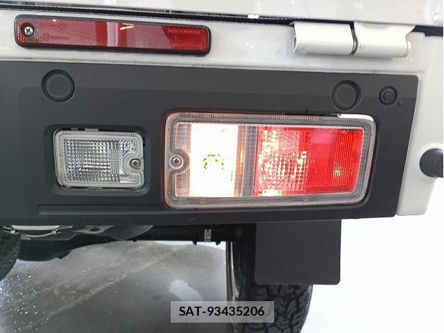 Daihatsu HIJET TRUCK 2022-06 3769582-24