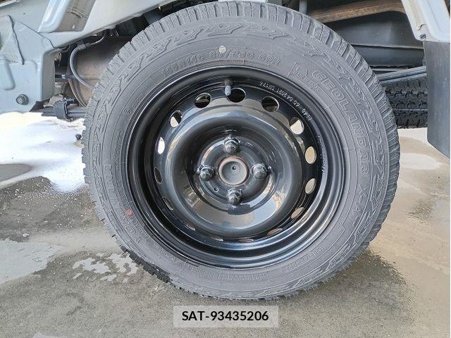 Daihatsu HIJET TRUCK 2022-06 3769582-3
