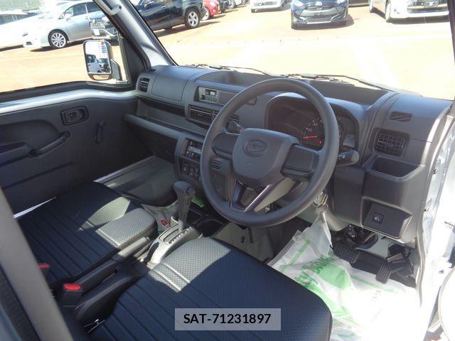 Daihatsu HIJET TRUCK 2025-08 3769602-1
