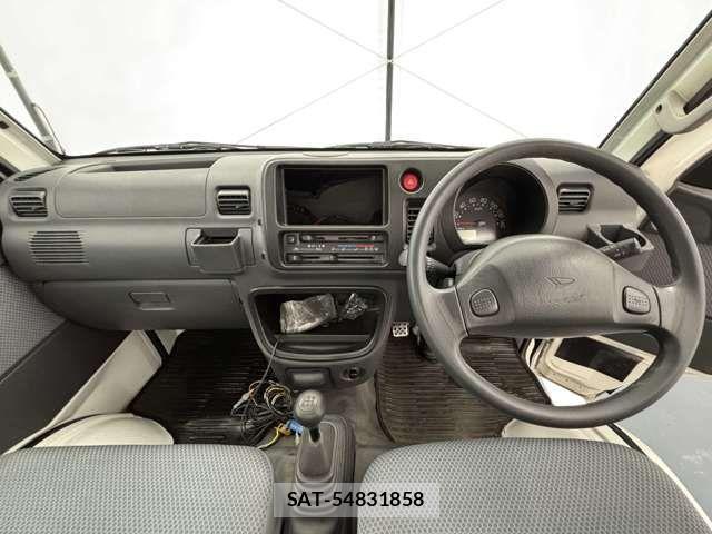 Daihatsu HIJET TRUCK 2008-11 4043360-12