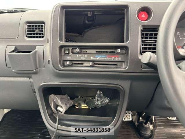 Daihatsu HIJET TRUCK 2008-11 4043360-19