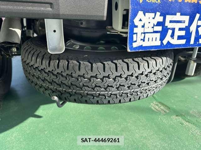 Daihatsu HIJET TRUCK 2024-12 4043347-9