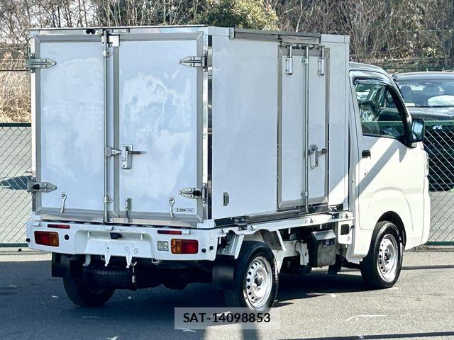 Daihatsu HIJET TRUCK 2020-05 4109837-2