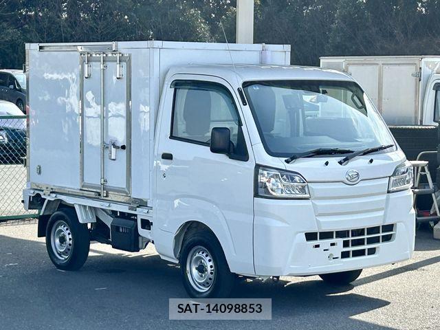 Daihatsu HIJET TRUCK 2020-05 4109837-6