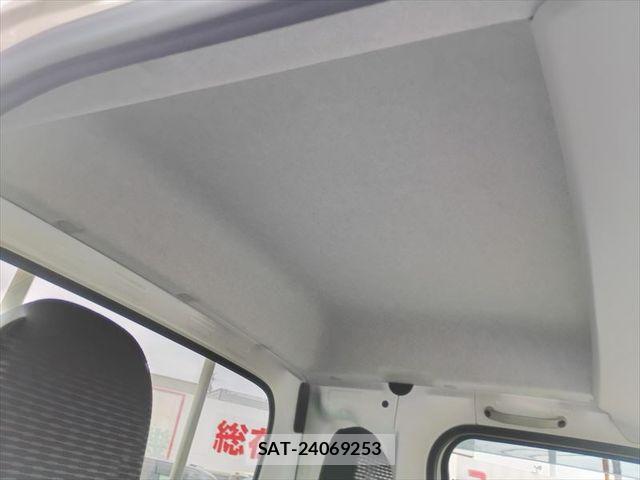Daihatsu HIJET TRUCK 2022-12 4139520-25
